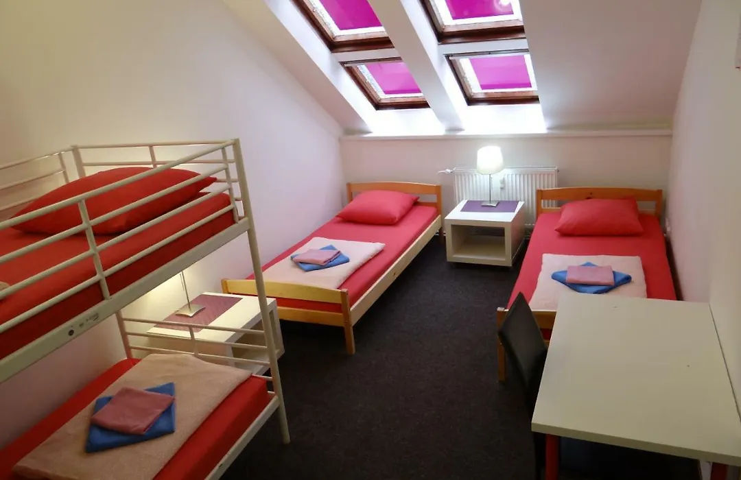 Sokolska Youth Hostel-1